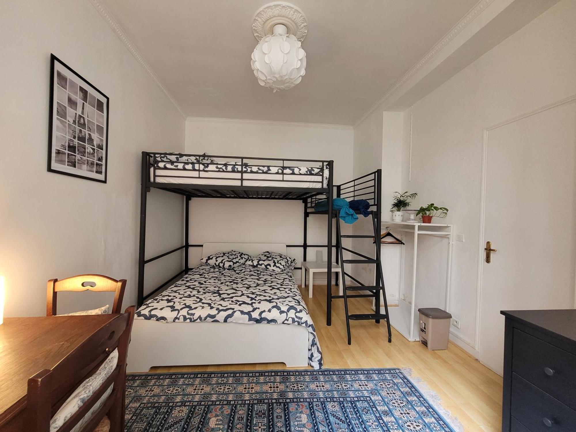 Cozy And Nice Homestay Room - Chambre D'Hote Paris Dış mekan fotoğraf